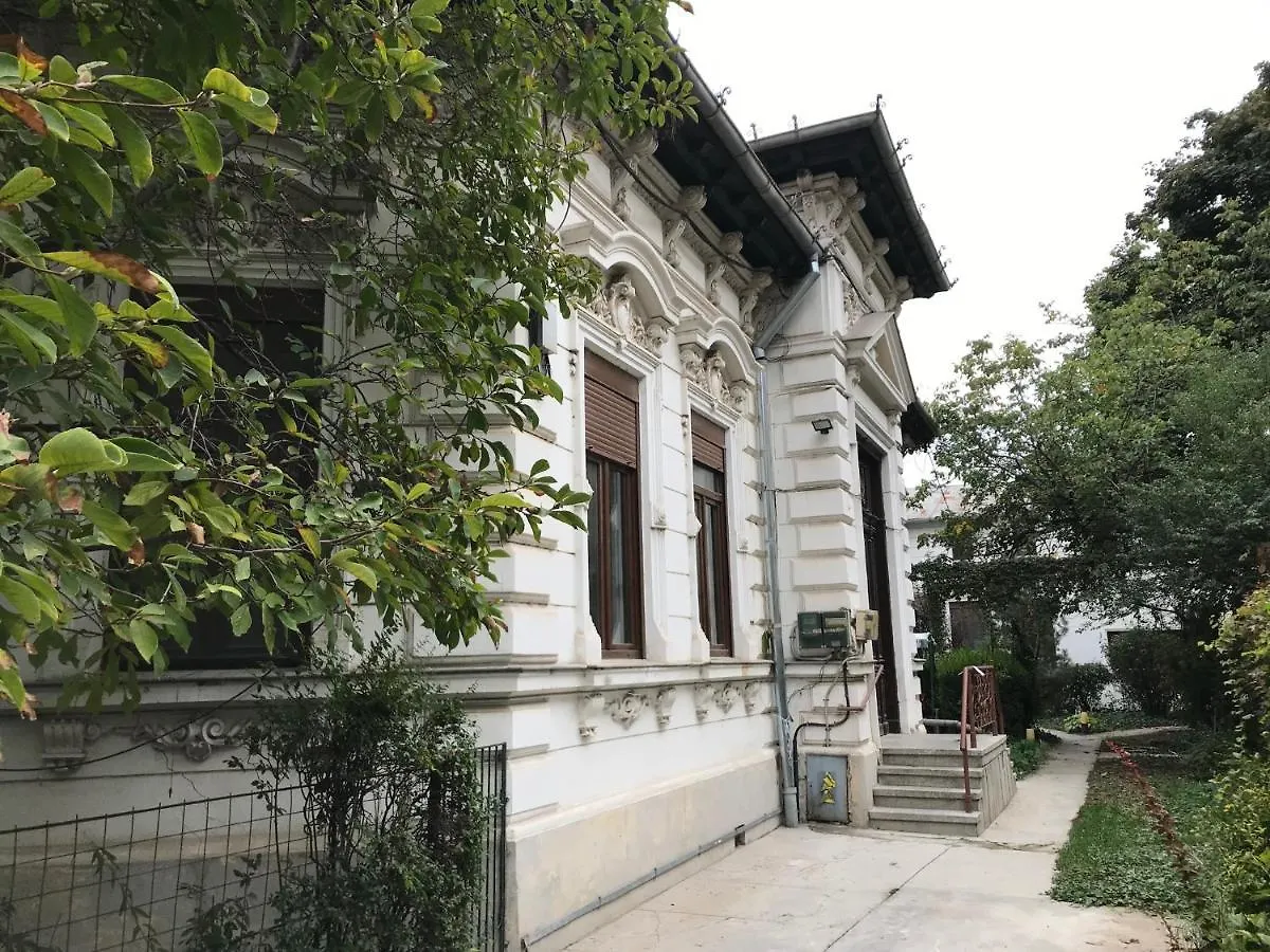 Olympia 23 Studio Apartment Bucharest