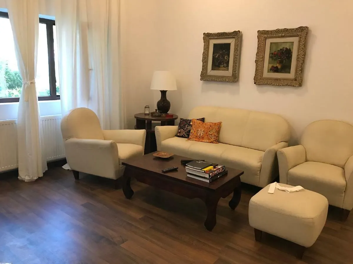 Olympia 23 Studio Apartment Bucharest Romania